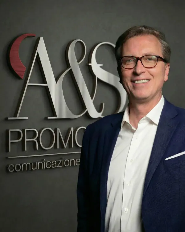A&S Promotion compie 40 anni e rilancia: nuovo sito e progetto “Restiamo Mobili”